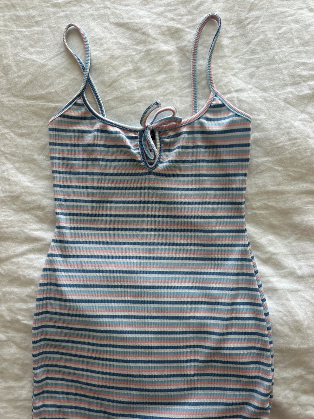 Pretty Little Thing Size 6 Mini Dress